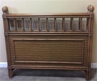 VINTAGE WICKER TWIN BED