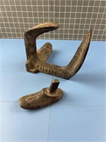 2X CAST IRON BOOT FORMS VINTAGE