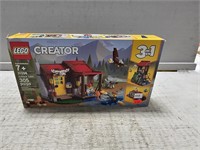 Lego Creator 3-in-1 #31098 95% complete