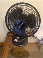 Black comfort zone oscillating fan