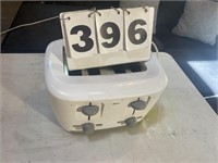 8-Slice Toaster