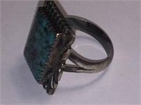 TURQUOISE & STERLING SILVER RING SIZE 9.5