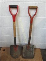 Round Nose & Square Nose Shovels w/ D Style Handle