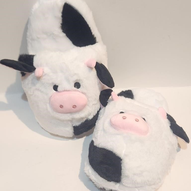 Cow Slippers \ Size 8 - 10