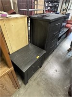 UPRIGHT DRESSER / CHEST OF DRAWERS & N STAND