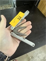 NICE FOLDING MULTI TOOL / UTILITY KNIFE