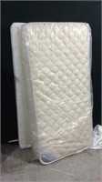 Twin Mattress w/ Box Spring K6B