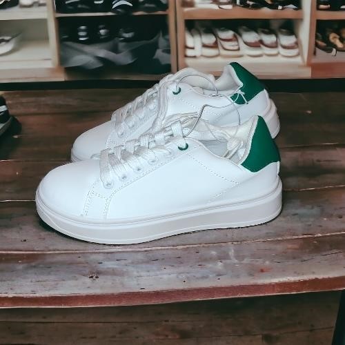 NEW Madden Girl White Green Fashion Sneakers