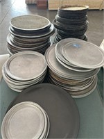 PIZZA PANS