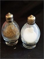 2.5 in glass salt and pepper shakers with