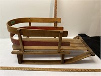 Vintage wooden sleigh