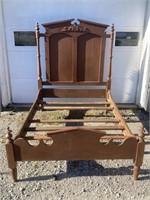 Early Colonial Full Size Bed Farame