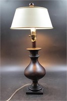 ELEGANT BLACK LAMP WITH CREAM COLOURED SHADE