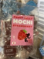 MOCHI STRAWBERRY CANDY