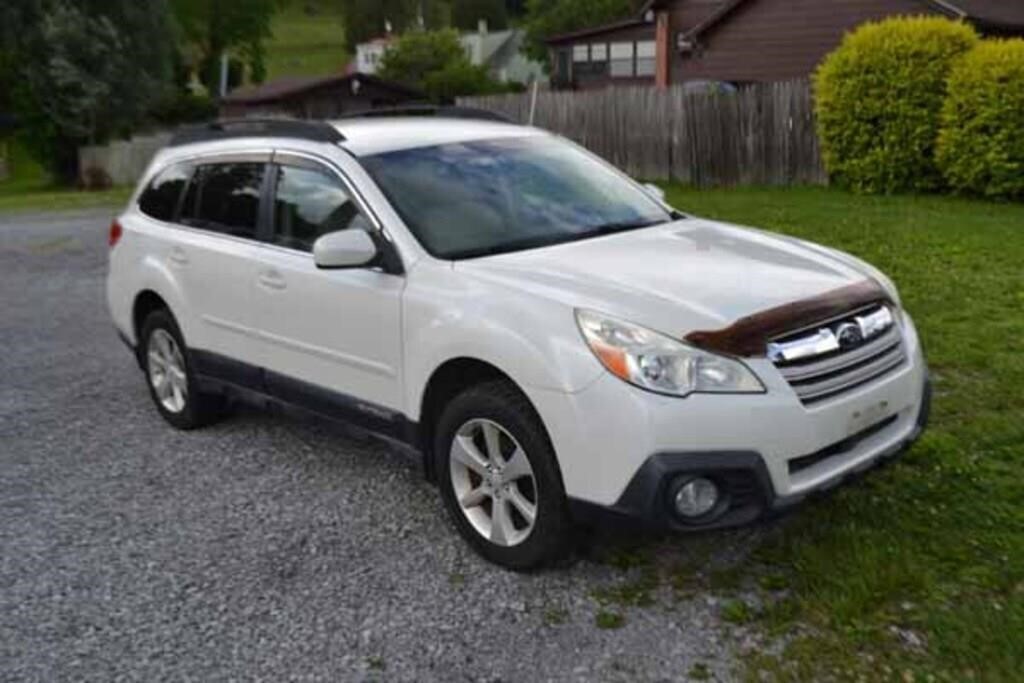 2012 Subaru Outback (Needs Transmission)