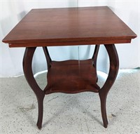 Vintage Queen Anne Style End Table