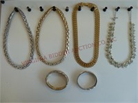 Fashion & Costume Jewelry ~ Necklaces & Bracelets