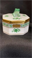 Herend Chinese Bouquet Green, Frog Box, 2" H x 2.2