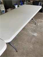 6-foot Lifetime plastic table