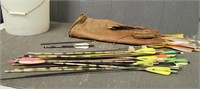 (25+) Arrows W/ Tips & Quiver Pouch