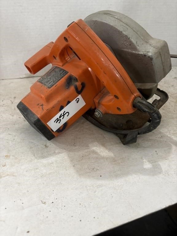 Black and Decker 7 1/4 Circular Saw