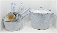 Blue/white graniteware set of 6 sauce pans and