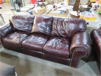 BEAUTIFUL GENUINE LEATHER SOFA IN EXCELLENT COND.