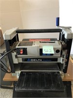 Delta planer, 12.5" x 5.9", Model TP305