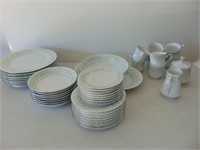 Crown Ming Fine China Dinner Service for 8