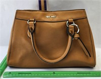 Great condition brown Nine West purse/handbag