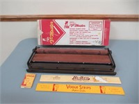 Vintage Cigarette Maker / Machine à cigarettes