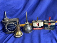 5 Vintage Small Oil Cans