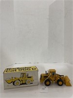 Scale 1/70 Die-Cast Caterpillar Radlader Cat 966D