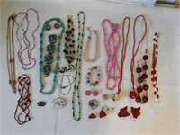 Costume Jewelry -  Beads (See All Pics)