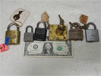 Old Locks w/ Keys 6ct One w/ No Key