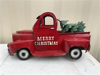 METAL TRUCK WITH CHRISTMAS TREE