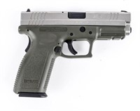 Gun Springfield XD-40 Semi Auto Pistol .40 S&W