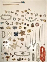 Jewlery, necklaces , bracelets & more- No gold