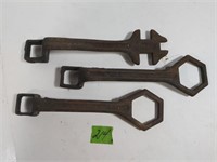 3 Antique wrenches