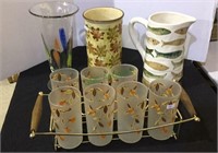 Miscellaneous lot, vases, pitcher, ice tea