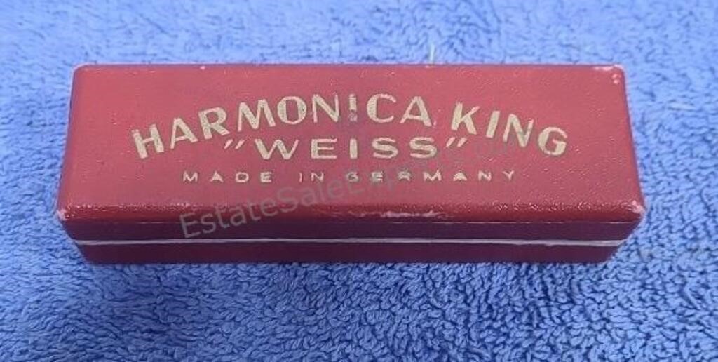 Vintage Harmonica King "Weiss" harmonica in