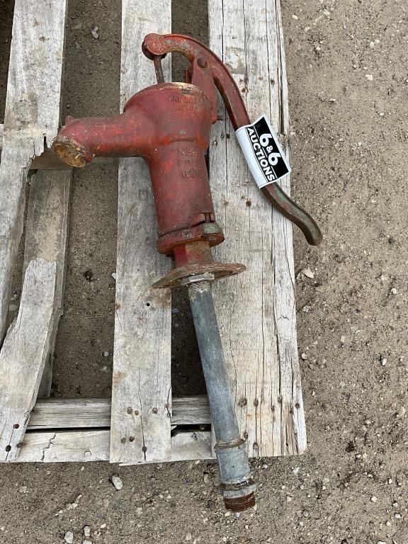 Cast Iron Hand Pump