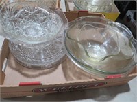 BOX OF CRYSTAL BOWLS, PLATTERS & GLASS BOWLS.