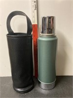 Aladdin Stanley thermos with carrier