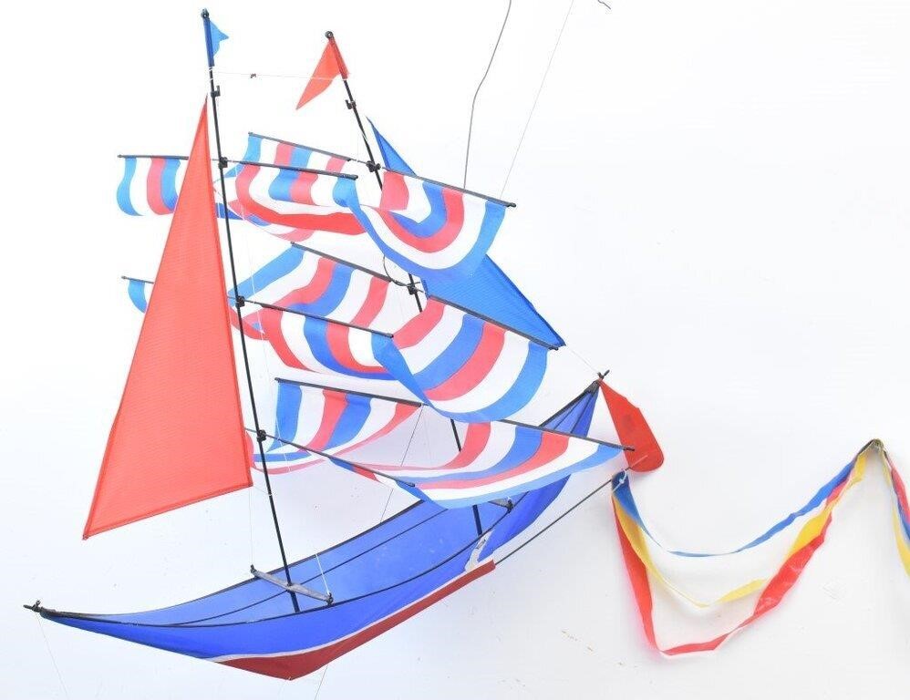 Outdoor Single Line 3D Flying Clipper Ship w/Tail