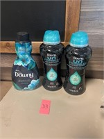 2 Downy Unstoppable Scent Boosters & 1 Downy