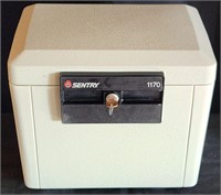 Sentry 1170 File Safe with Key