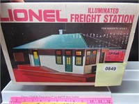 Lionel Illuminated Freight Station IOB 6-2133