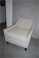 UPHOLSTERED CONTEMPORARY CHAIR
