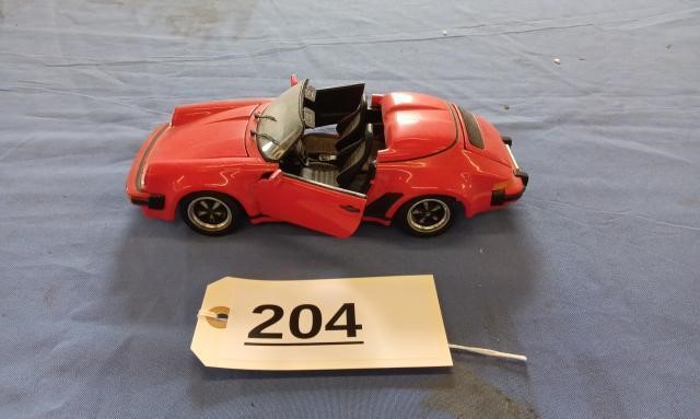 Die-Cast Porsche 911 Carrera